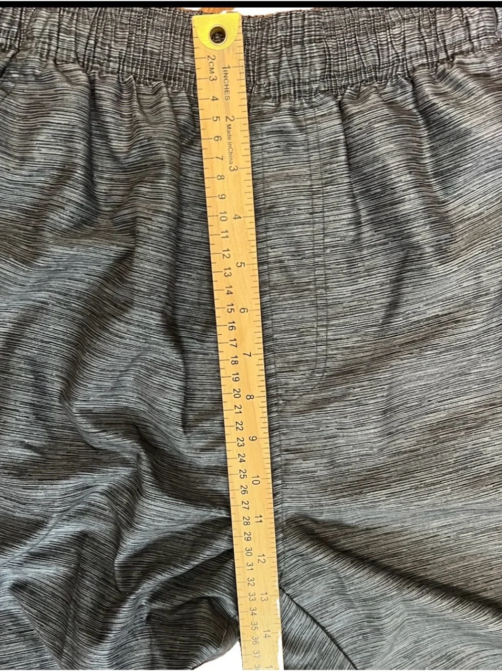 Avia Heathered Gray Athletic Hybrid Cargo Shorts Size Large